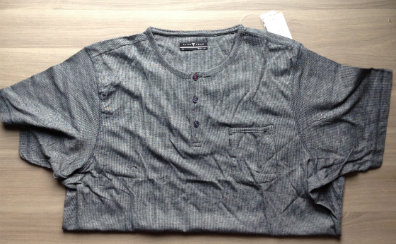 Five Four Club Subscription Review & Coupon – August 2014 Tee