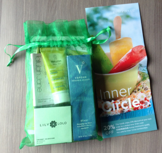 Saffron Rouge Beauty Subscription Box Review - July 2014 First Look