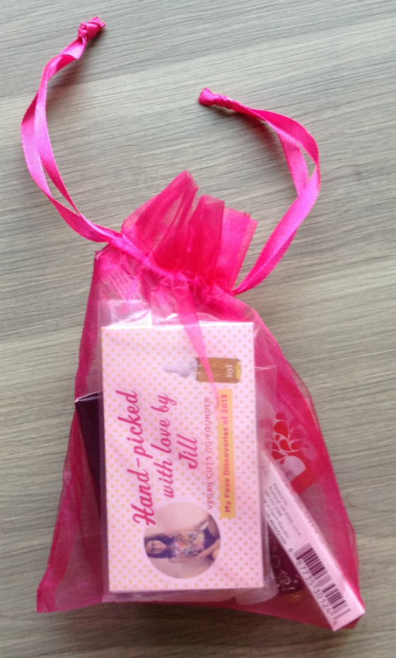 Vegan Cuts Beauty Box Subscription Review – June 2014