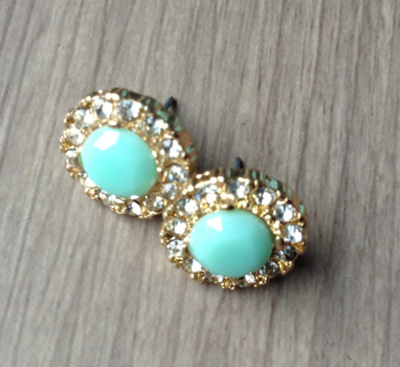 Your Bijoux Box Jewelry Subscription Box Review - July 2014 Studs
