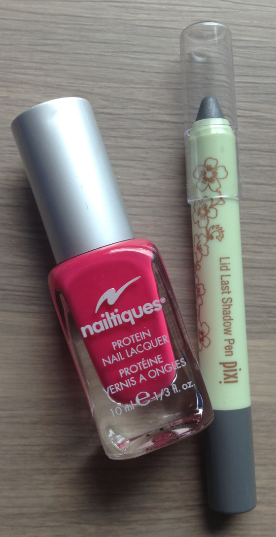 Blush Mystery Beauty Box Review - August 2014 Pixi