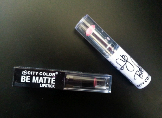 Lip Monthly Makeup Subscription Box Review – August 2014 Lipstick