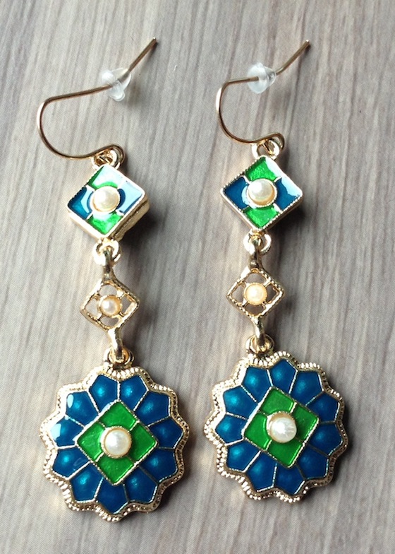 Your Bijoux Box Jewelry Subscription Box Review – August 2014 Earrings
