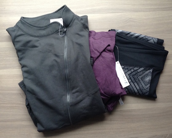 Fabletics Review & $25 Off Coupon – September 2014 Items