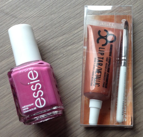 GlossyBox Review - Harper's Bazaar September 2014 Essie