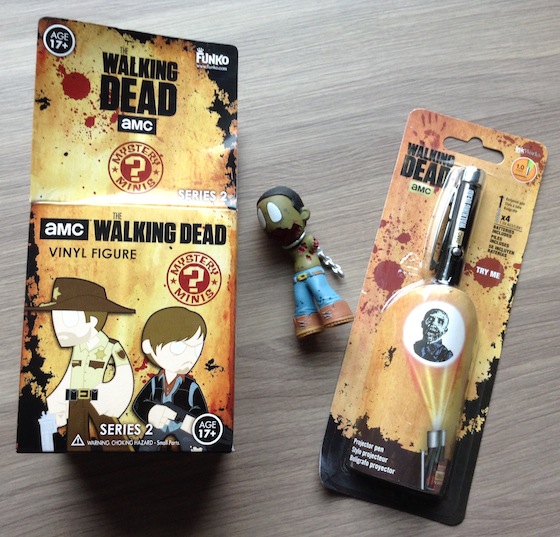 Geek Me Box Subscription Review – October 2014 Walking Dead