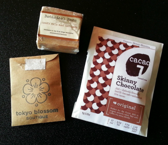 Dottie Box Mini Subscription Box Review – November 2014 Items