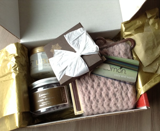 Little Lace Box Subscription Review - November 2014 First Look