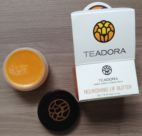 GlossyBox Holiday 2014 Box Review & Giveaway! Teadora
