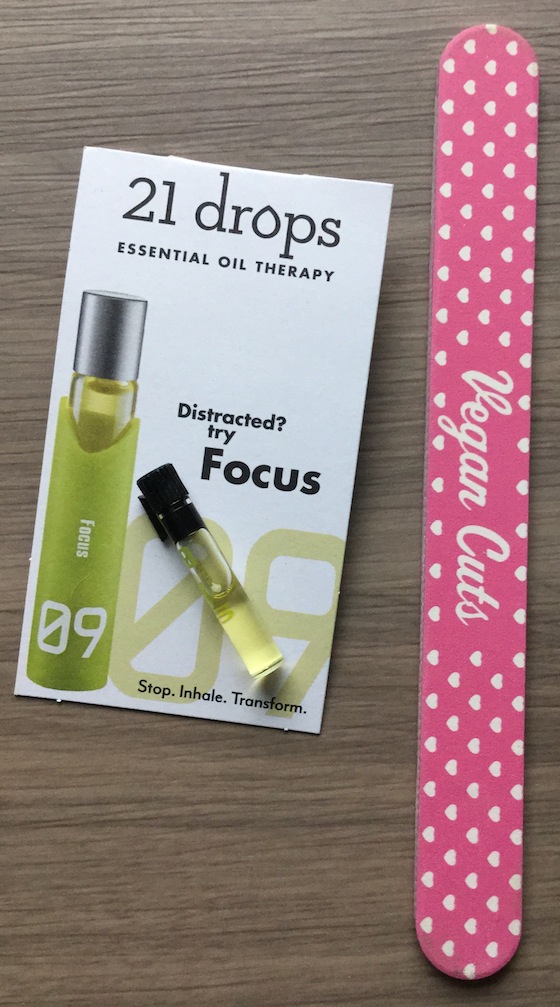 Vegan Cuts Beauty Box Subscription Review - December 2014 Drops