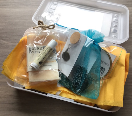 Box of Happies Subscription Box Review – December 2014 Items
