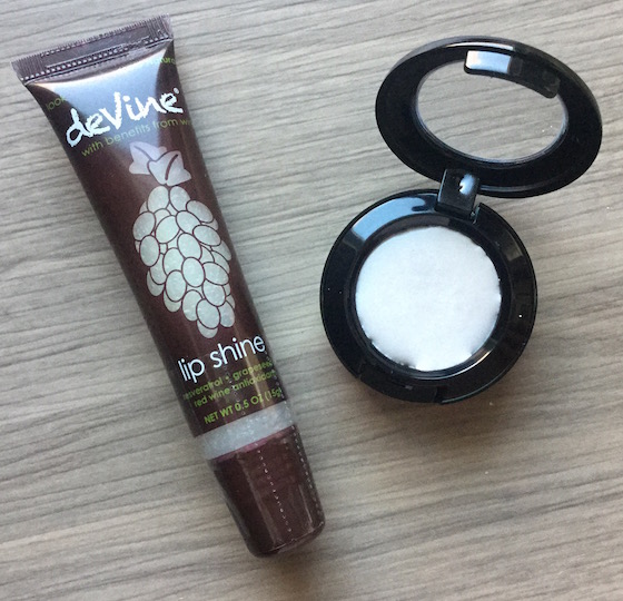Eco Emi Deluxe Beauty Box Subscription Review – Jan 2015 Lip