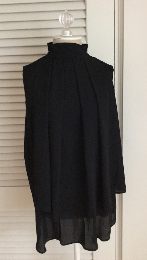 Elizabeth & Clarke Subscription Box Review – Winter 2014 Blouse