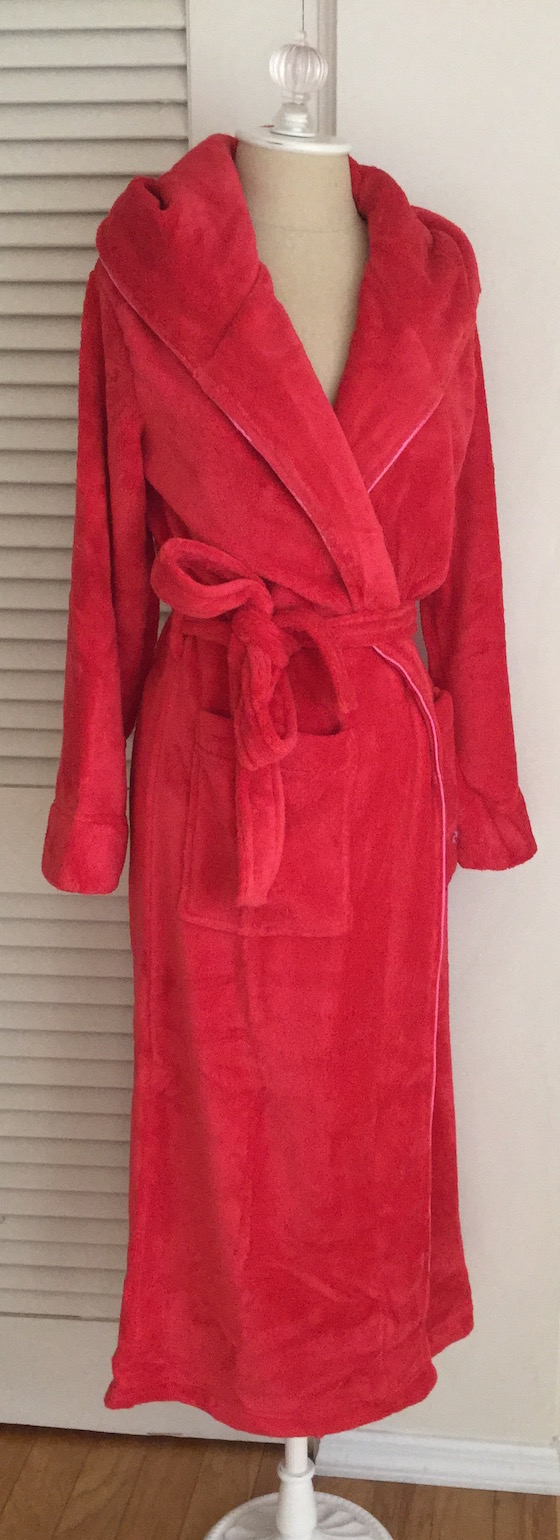 Adore Me Subscription Box Review – February 2015 Robe