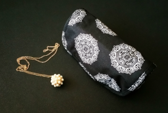 Mission Cute Subscription Box Review – January 2015 Necklace