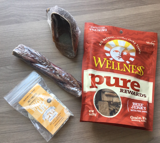 Paw Pack Subscription Box Review – January 2015 Treats