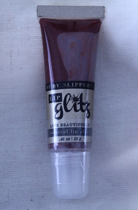 A Little Bundle Subscription Box Review – February 2015 Gloss