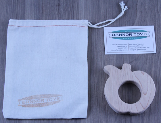A Little Bundle Subscription Box Review – February 2015 Wooden Apple