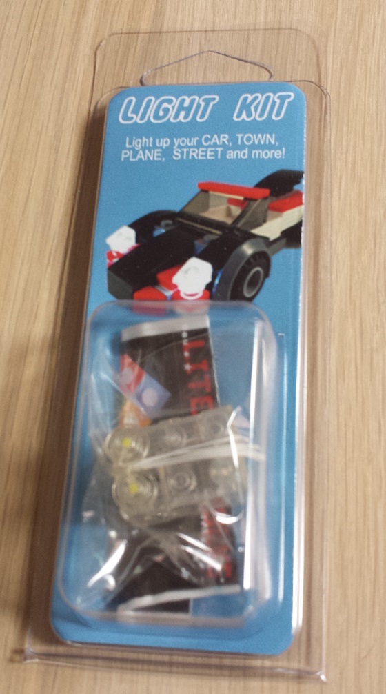 Brick Loot Subscription Box Review - March 2015 Light Kit