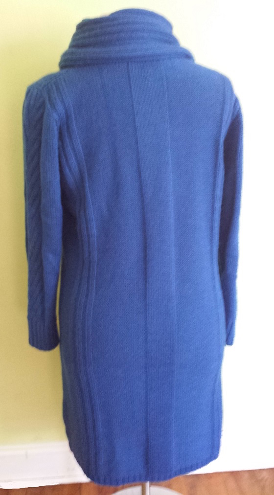 Gwynnie Bee Clothing Subscription Review + Free Month Coupon Sweater Dress Back