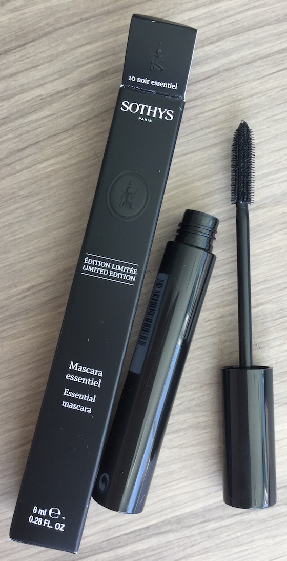 Oui Please Subscription Box Review – March 2015 Mascara