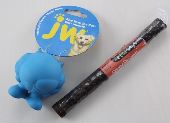 BarkBox Subscription Box Review & Coupon – April 2015 Chew