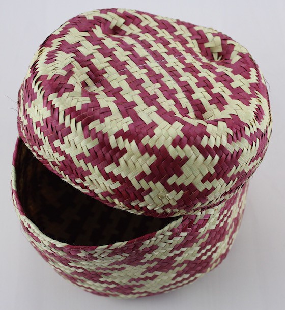 GlobeIn Artisan Gift Box Subscription Review – April 2015 Basket