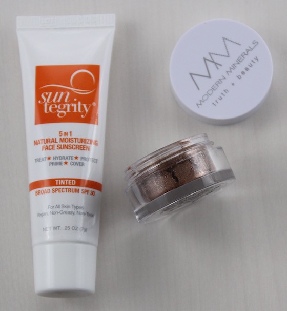 GoodeBox Eco Beauty Subscription Box Review – April 2015 Eyeshadow