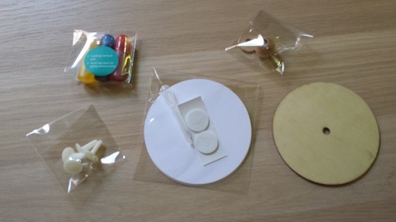 Kiwi Crate Subscription Box Review & Coupon – April 2015 - Spin Art Supplies