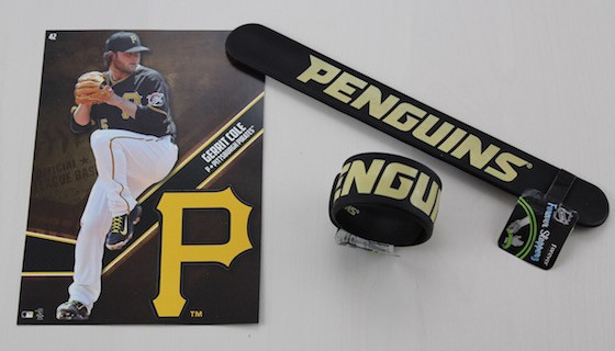 Sports Crate Subscription Box Review – April 2015 Slap Band