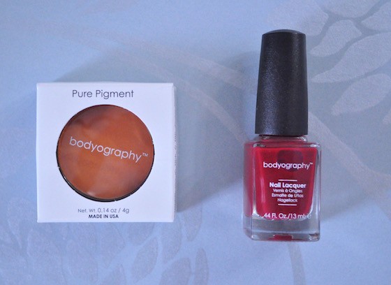 COCOTIQUE Limited Edition Mega Beauty Box Review - Spring 2015 - Items 3