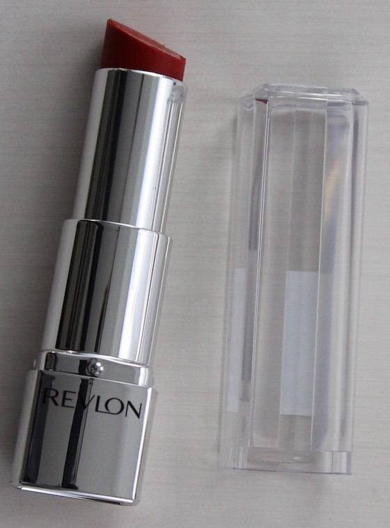 target-beauty-box-summer-2015-lipstick