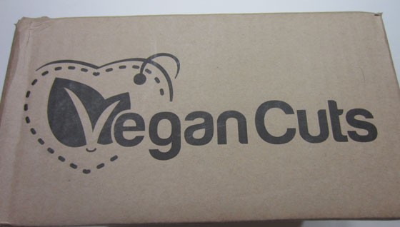 Vegan Cuts Beauty Box Subscription Review – June 2015 Box