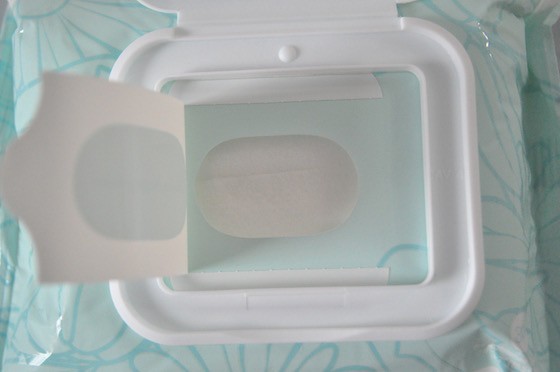 Honest Company Essentials Bundle Review – July 2015 - opened wipes