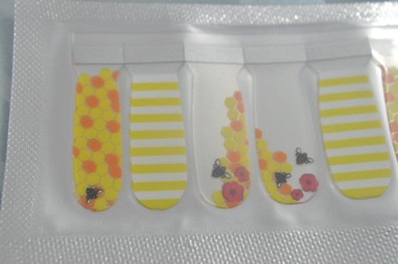 Monthly Mani Box by Scratch Subscription Box Review July 2015 - 19