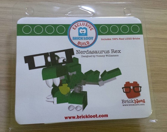 Brick Loot Subscription Box Review - June 2015-nerdasaurus