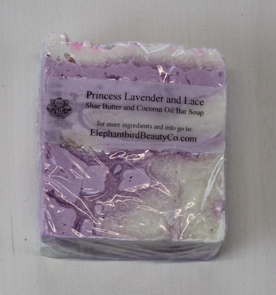 Decoterie Subscription Box Review - Summer 2015 Soap