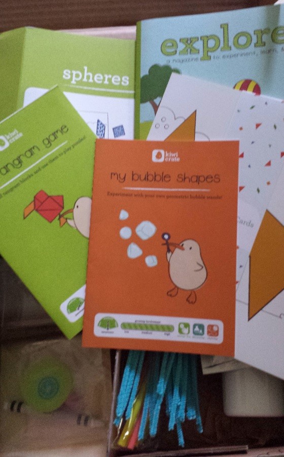 Kiwi Crate Subscription Box Review & Coupon – June 2015 - inside