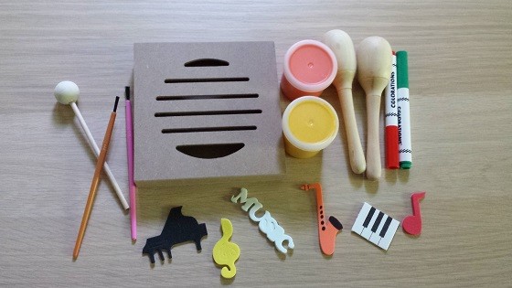 My Pretend Place Craft Subscription Box Review – June 2015 - supplies