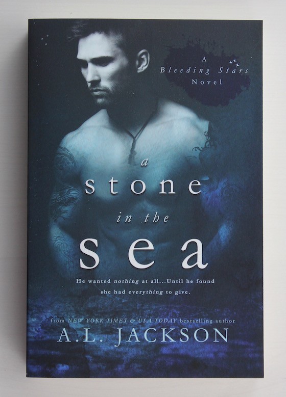 The Book Worm Box Subscription Review – June 2015 Sea