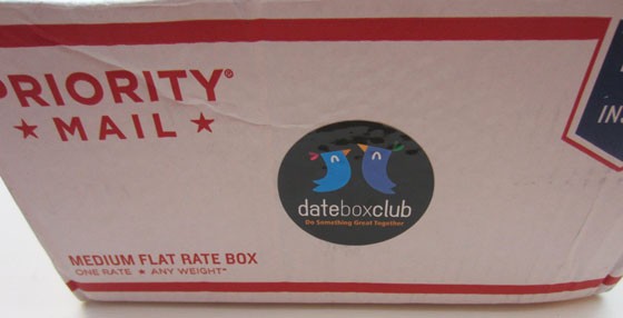 Date Box Club Subscription Box Review August 2015 - box