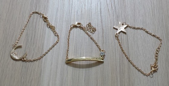 Juneberry Subscription Box Review August 2015 - bracelets