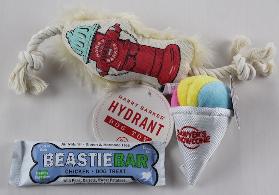 barkbox-august-2015-toys