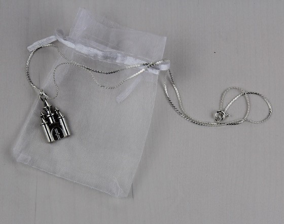 Biblio Box Subscription Box Review – August 2015 Necklace