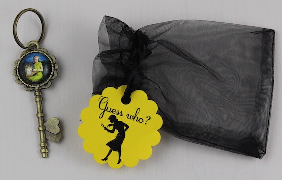 OwlCrate YA Book Subscription Box Review – August 2015 Keychain