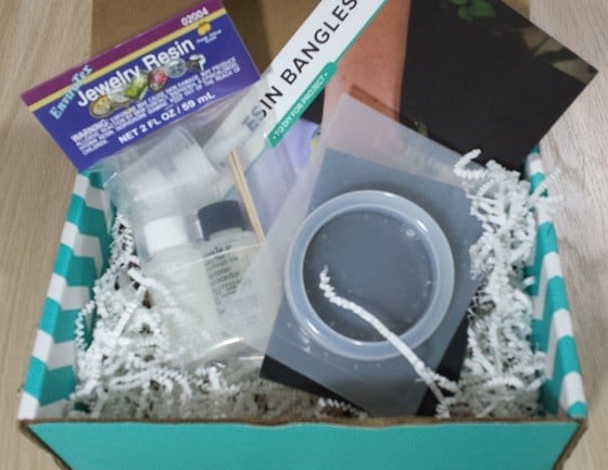 Darby Smart To DIY For Subscription Box Review August 2015 - inside