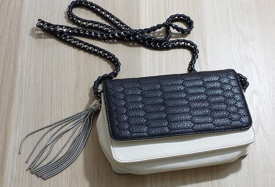 Fifth Avenue Style Subscription Box Review September 2015 - purse-2