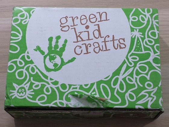 Green Kid Crafts Subscription Box Review August 2015 - Box