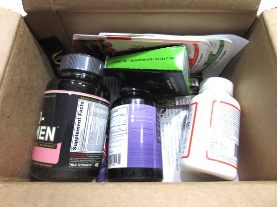 PrettyFit Fitness Subscription Box Review + Coupon August 2015 - box