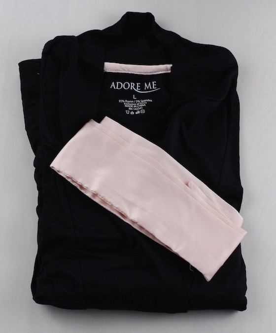 adore-me-september-2015-robe